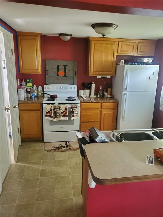 1028 N H St, Richmond, IN 47374 - photo 2