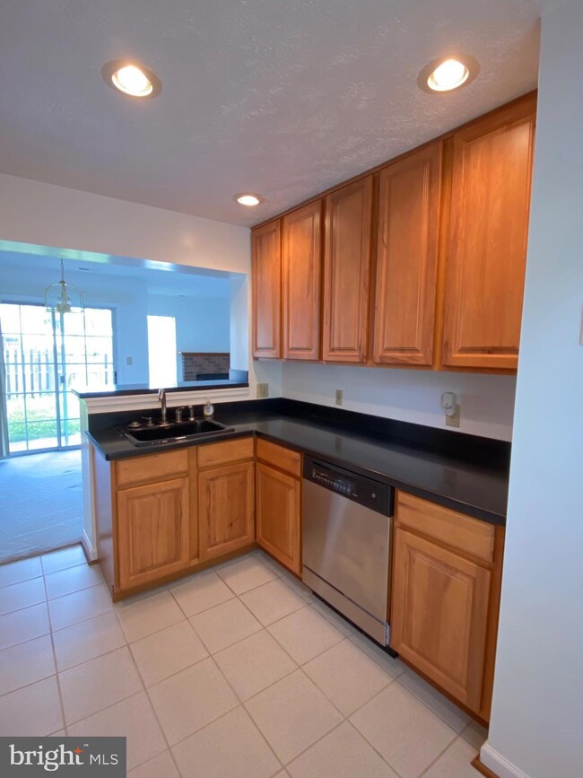 16454 Canvass Back Ct, King George, VA 22485 - photo 4