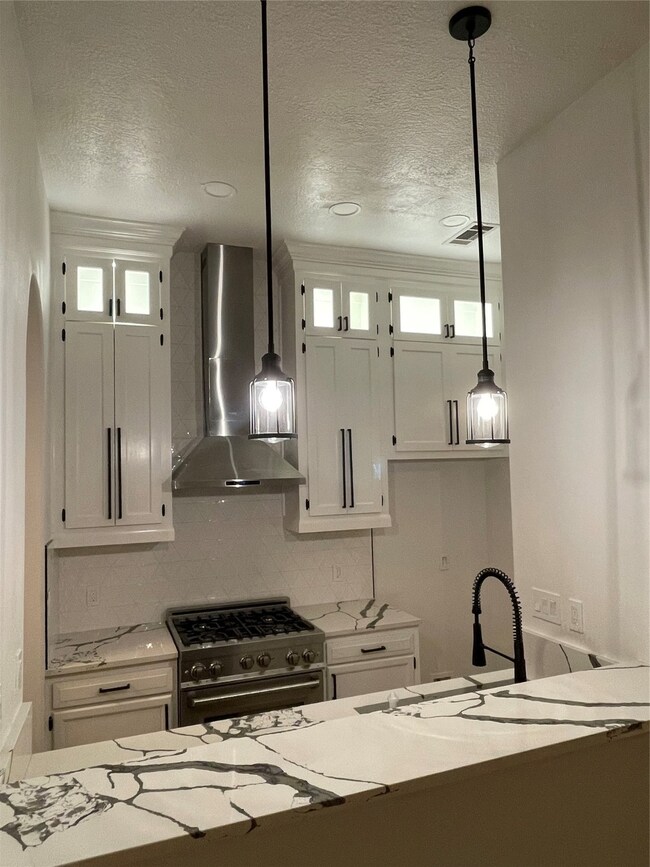 3802 Red Fir Dr, Houston, TX 77088 - photo 6