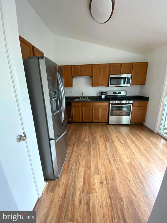 7600 Winslow Ct, Fredericksburg, VA 22407 - photo 3