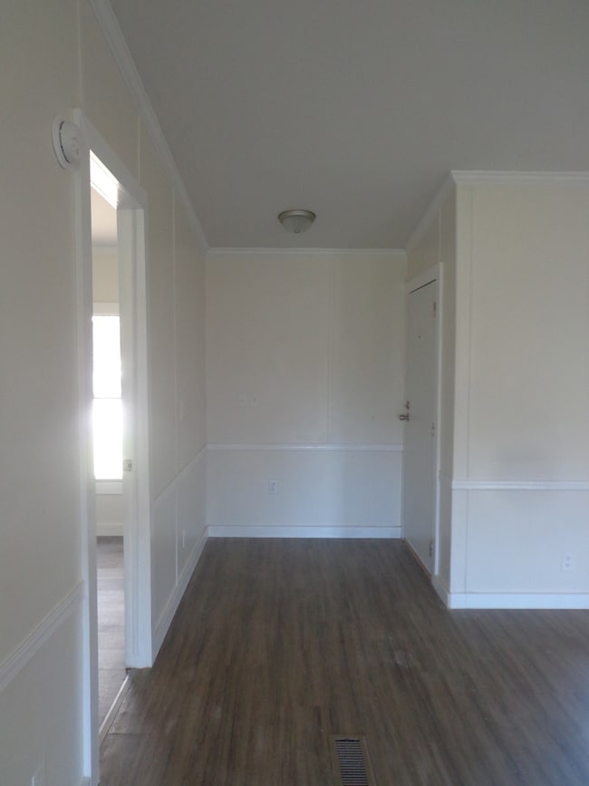 152 Baker Ridge Rd, Waverly, TN 37185 - photo 3