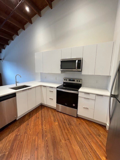 207 Gloucester St unit 209, Brunswick, GA 31520 - photo 3