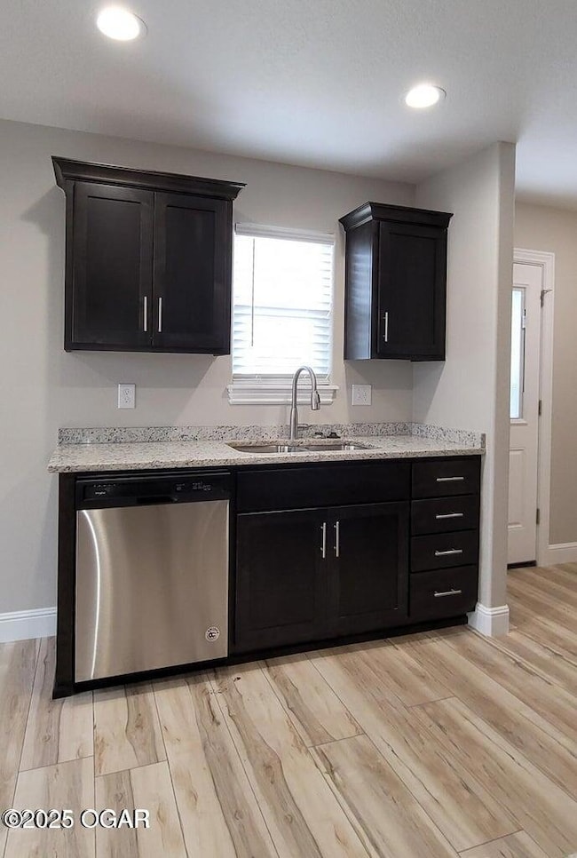 2216 & 1/2 S Connor Ave, Joplin, MO 64804 - photo 4