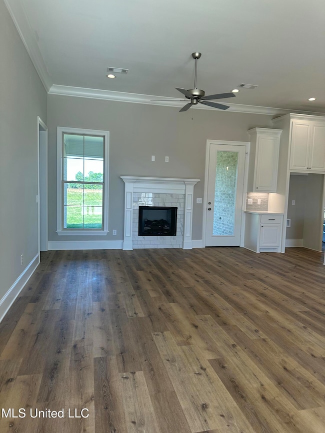 485 Aurora Cir, Canton, MS 39046 - photo 2