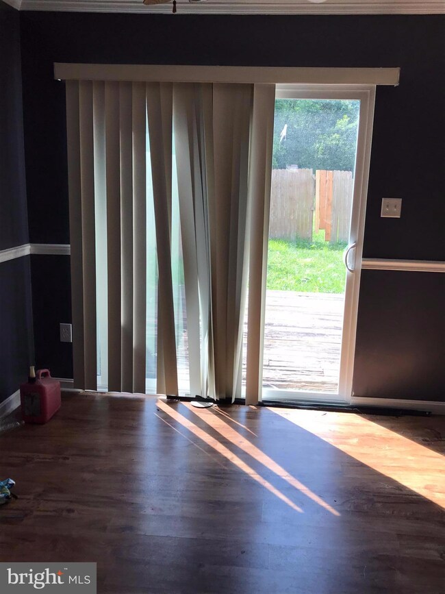 81 Carnival Dr, Taneytown, MD 21787 - photo 6