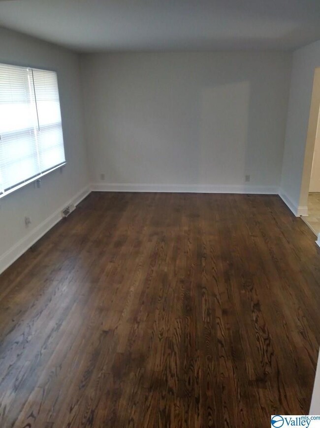 2611 Laverne Dr NW, Huntsville, AL 35810 - photo 2