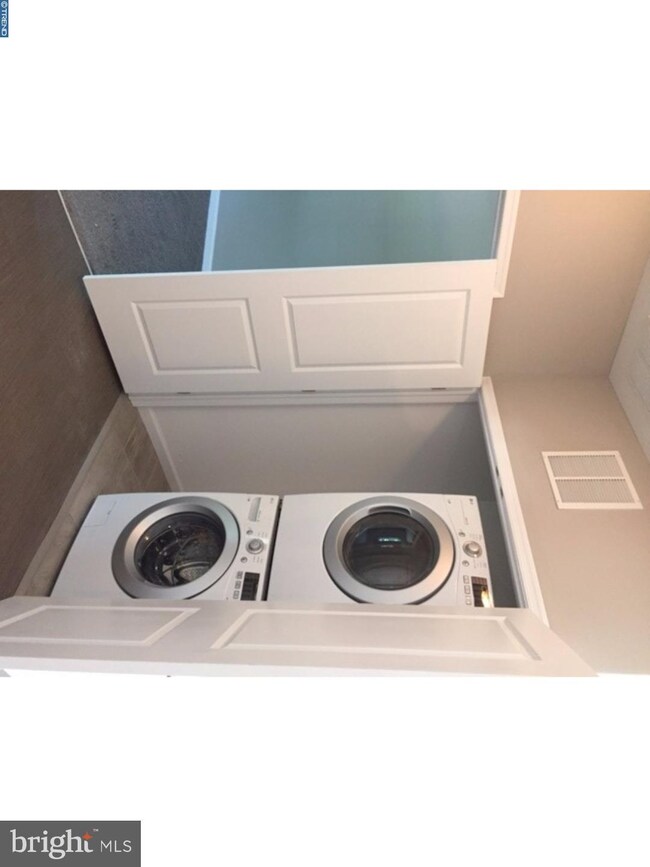 132-134 William St unit D, Hightstown, NJ 08520 - photo 6