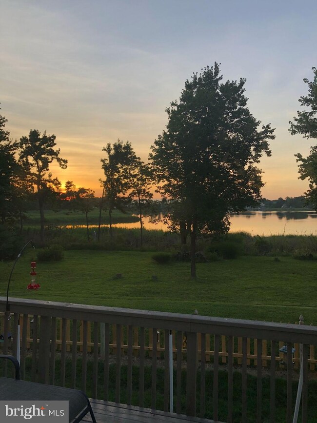 207 Mainsail Dr, Stevensville, MD 21666 - photo 2