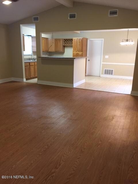 8077 Stargrass Ct, Jacksonville, FL 32210 - photo 6