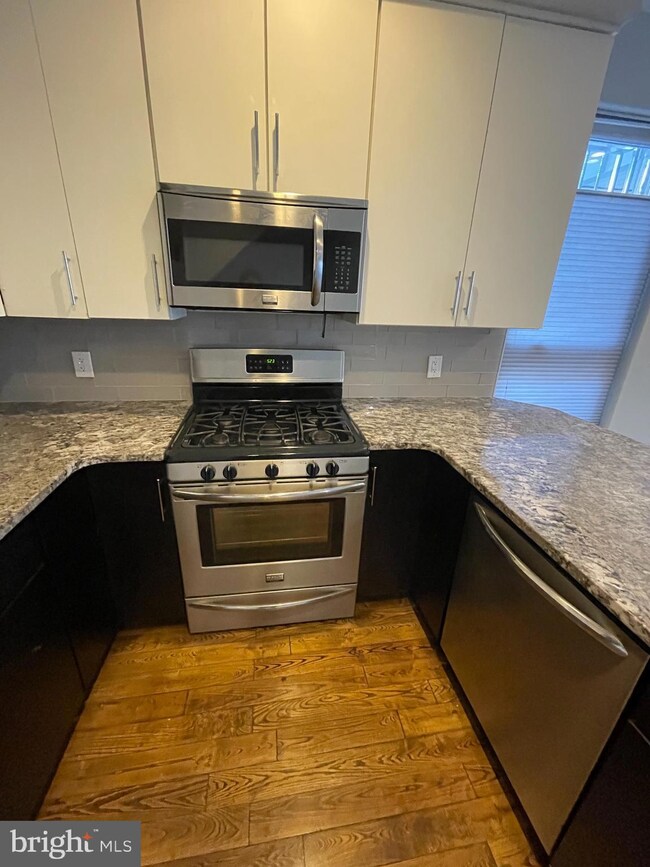 1105 Mount Vernon St unit 1, Philadelphia, PA 19123 - photo 6