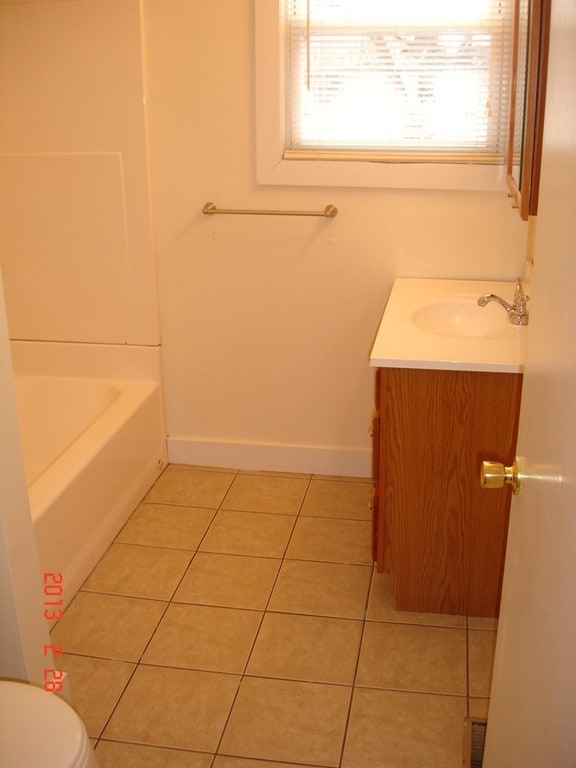 161 N Main St unit 2, Uxbridge, MA 01569 - photo 4