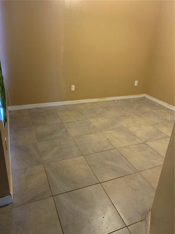 924 Caribbean Dr, Davenport, FL 33897 - photo 5