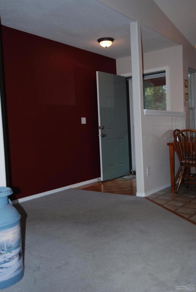 55607 Swan Rd, Bend, OR 97707 - photo 5