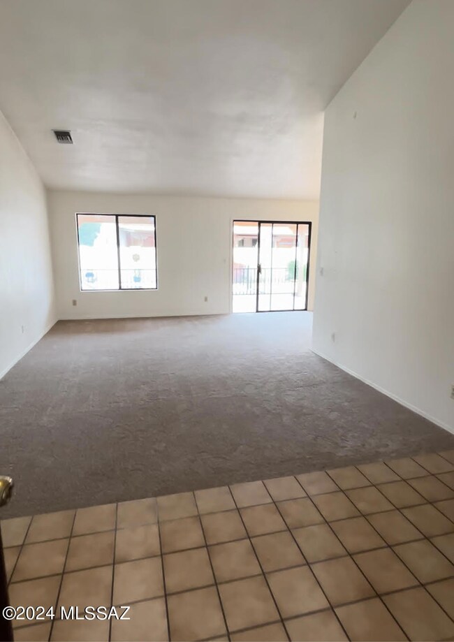 LivingRoom1
