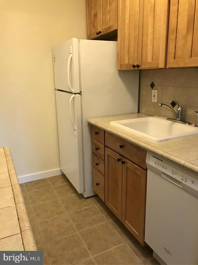 2 Ashby St unit C, Alexandria, VA 22305 - photo 7