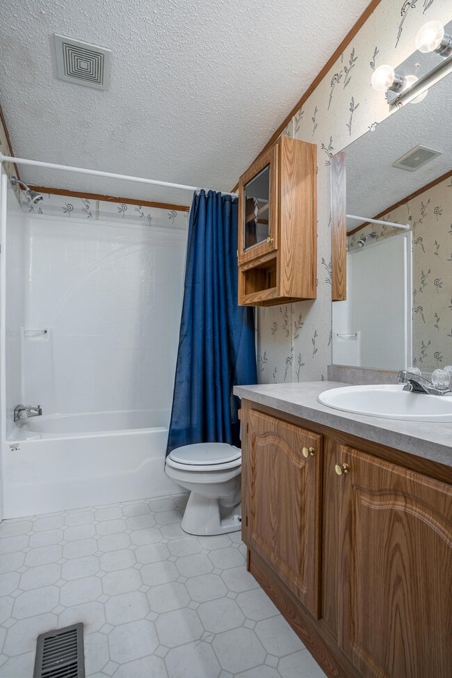 781 W Walcott Rd Lot 139 Full Bathroom