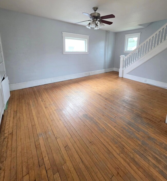 2023 6th Ave E, Hibbing, MN 55746 - photo 3