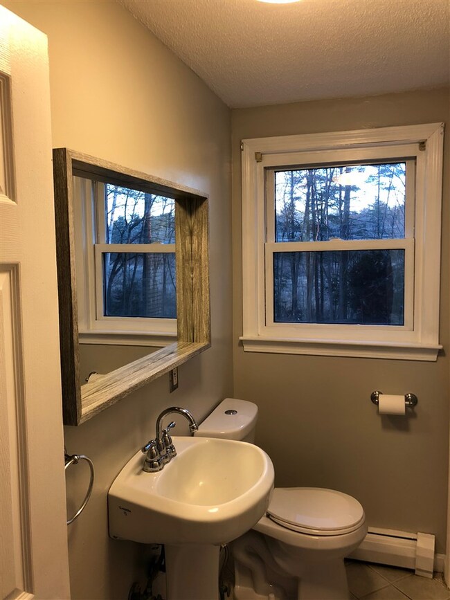 10 Paul Ave, Derry, NH 03038 - photo 3