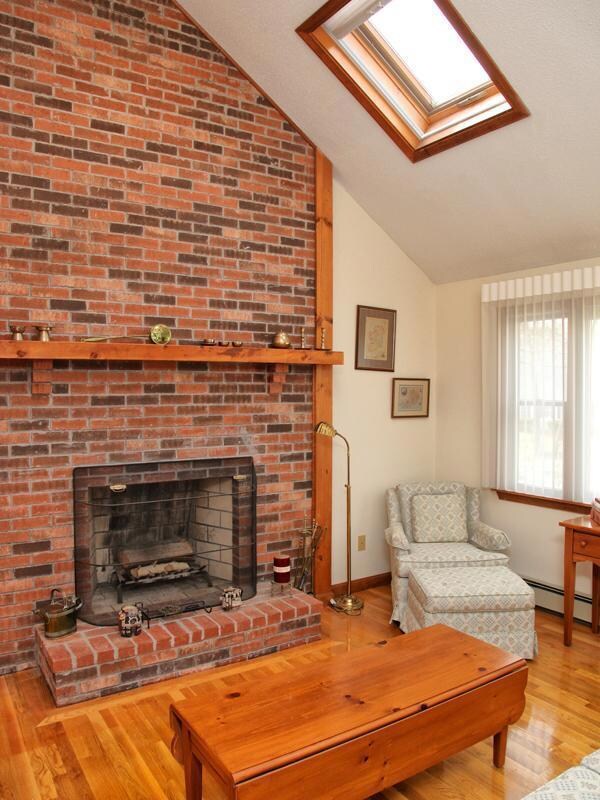 7 Robin Ln, Mashpee, MA 02649 - photo 5