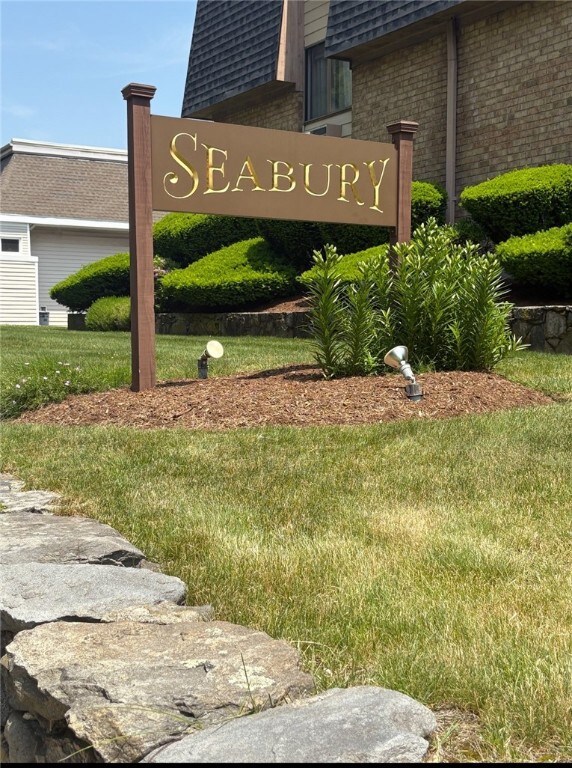 4162 Post Rd unit 9, East Greenwich, RI 02818 - photo 2