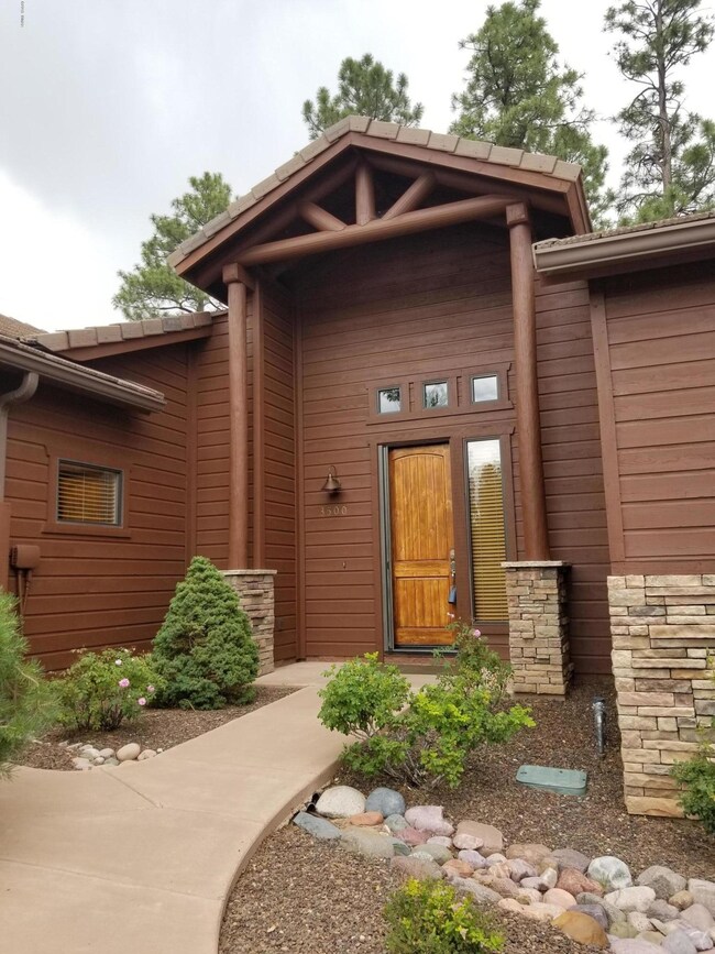 003b_Front Entry