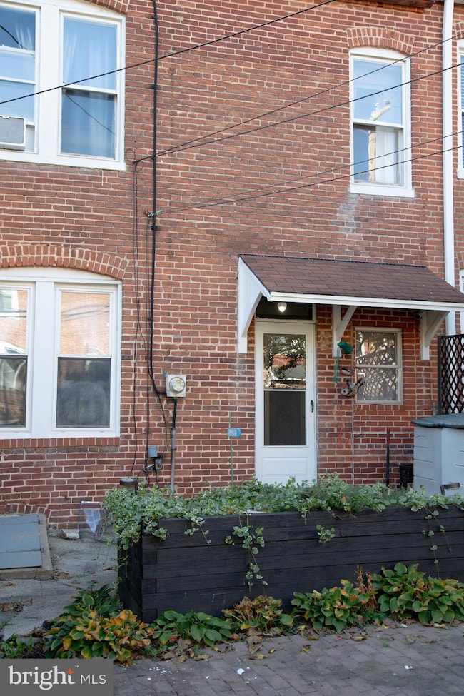 113 S Wickham Rd, Baltimore, MD 21229 - photo 7