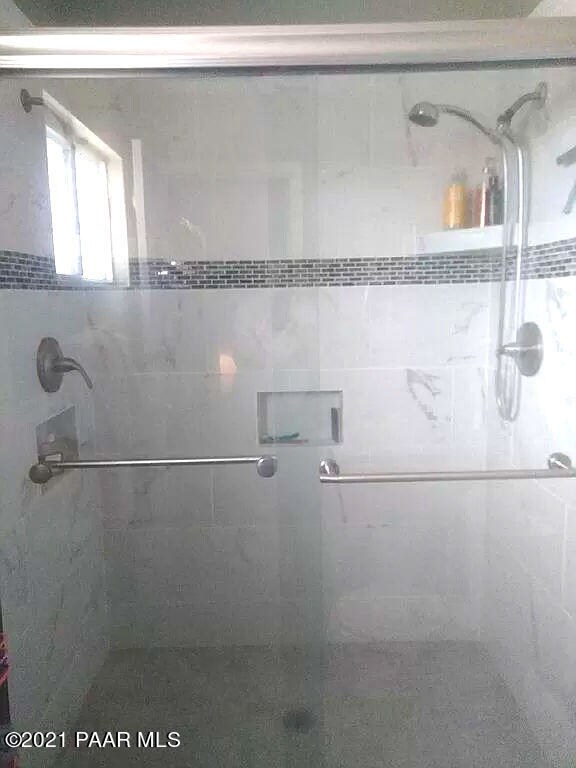 eef504d8753b8147c603ac0ec2c3a212-uncropp