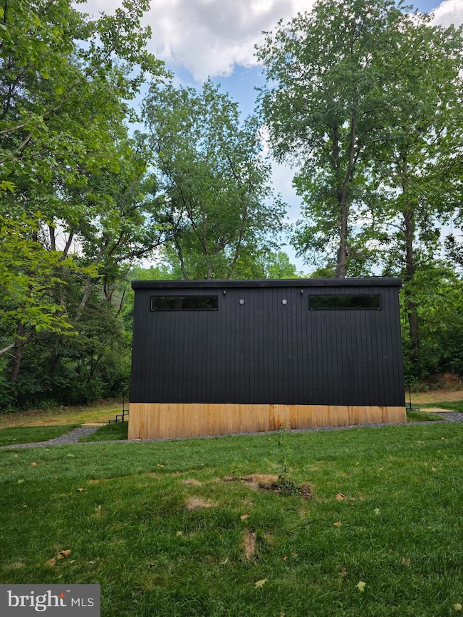 633 and 643` Hanging Rock Rd, Augusta, WV 26704 - photo 7