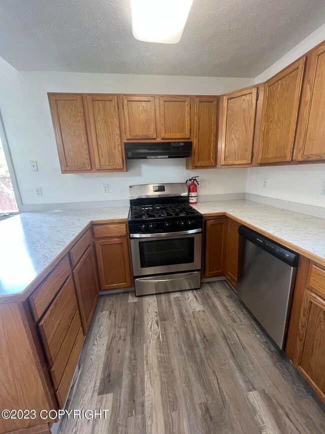 9603 Newhaven Loop, Anchorage, AK 99507 - photo 5