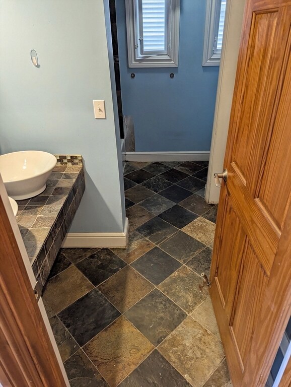 176 Hillside St unit 101, Roxbury Crossing, MA 02120 - photo 7