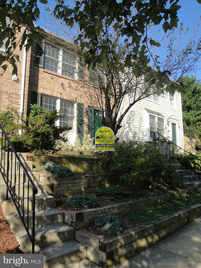 12508 Spring Harbor Place, Germantown, MD 20874 - photo 2