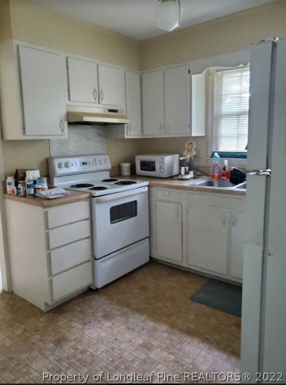 7624 Decatur Dr, Fayetteville, NC 28303 - photo 3