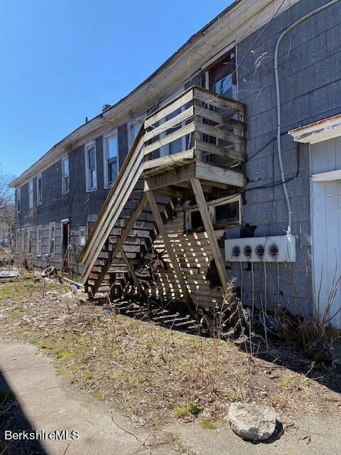 egress
