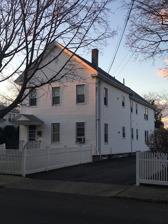 31 Wareham St unit 2F, Medford, MA 02155 - photo 2