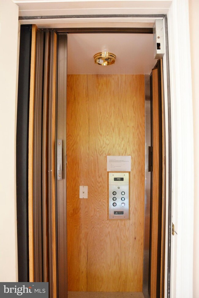 502 Mathias Hammond Way unit 208, Annapolis, MD 21401 - photo 3