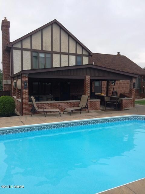 123 Dina Ave, Hazleton, PA 18201 - photo 3