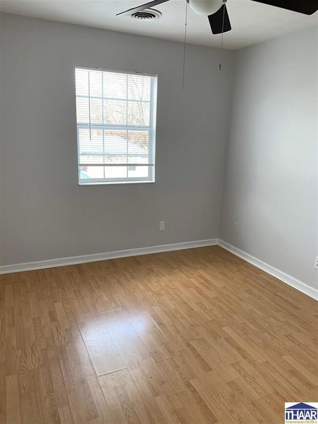 2428 Dillman St, Terre Haute, IN 47802 - photo 7