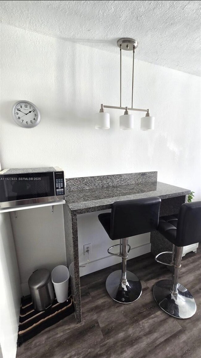 19201 Collins Ave unit 1124, Sunny Isles Beach, FL 33160 - photo 4