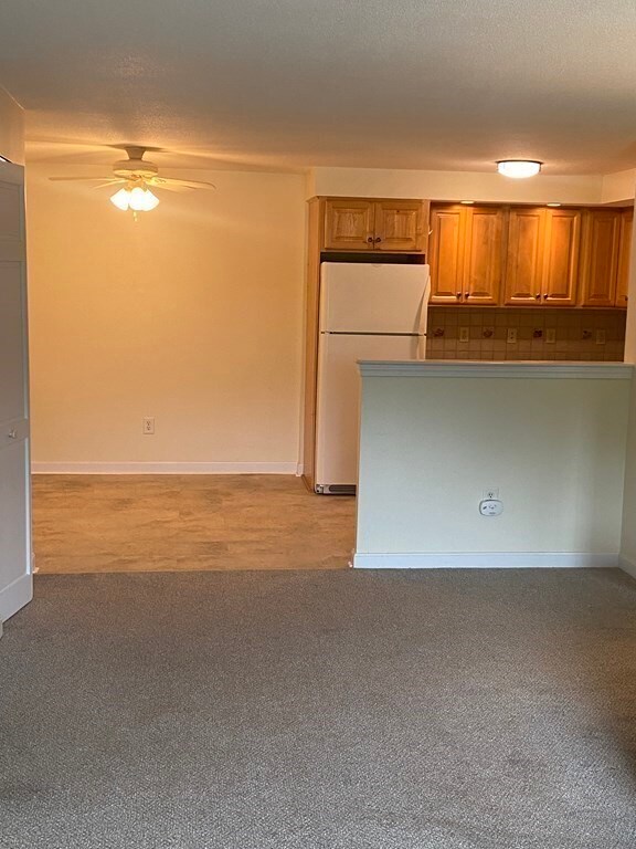 74 Beach St unit 2-6, Woburn, MA 01801 - photo 6