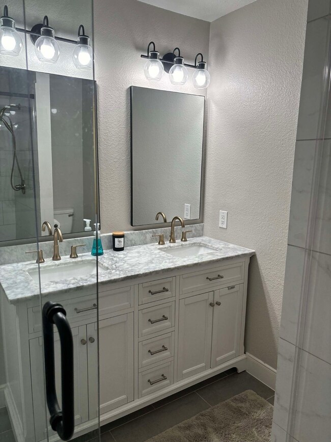 8614 Laurel Trails Dr, Houston, TX 77095 - photo 6