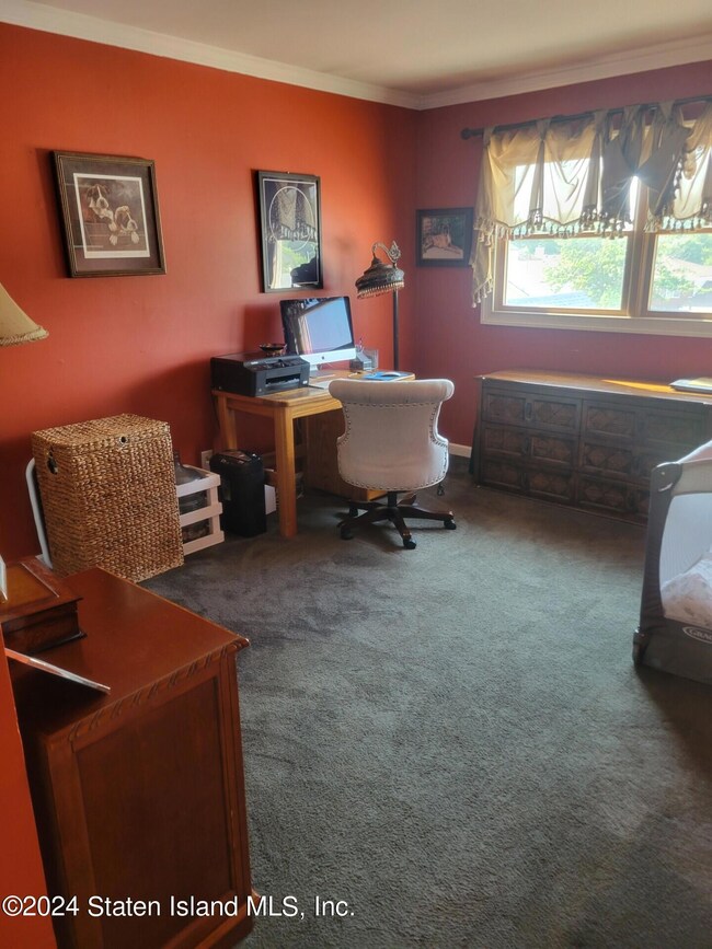 471 Rathbun Ave, Staten Island, NY 10312 - photo 6