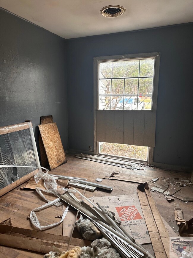 800 Guam St unit Suite A, Wake Village, TX 75501 - photo 3