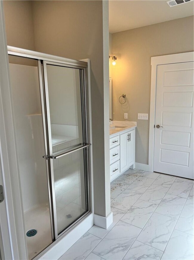 2 Derrill Ln, Bella Vista, AR 72715 - photo 5