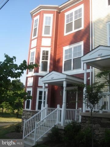 607 51st St SE, Washington, DC 20019 - photo 2