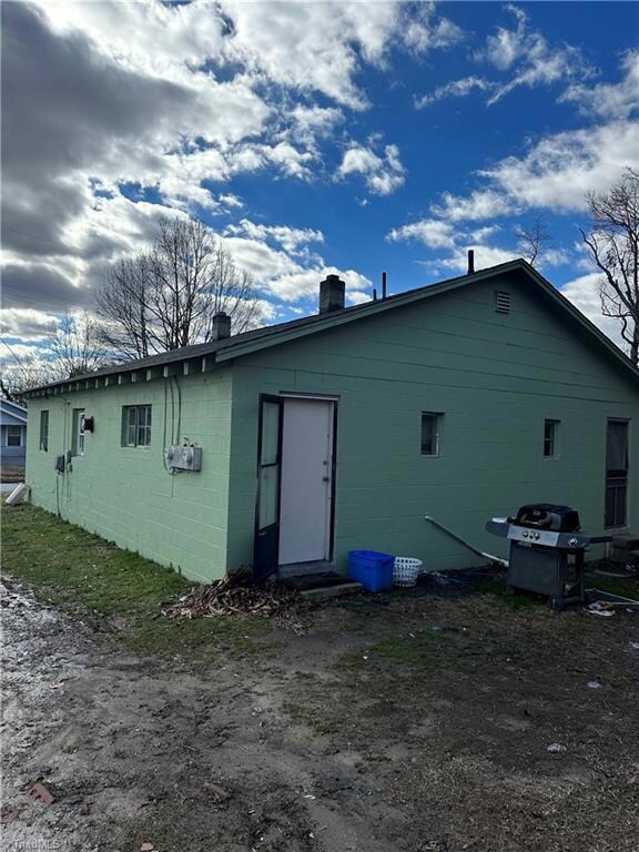 1307 Furlough Ave, High Point, NC 27260 - photo 7