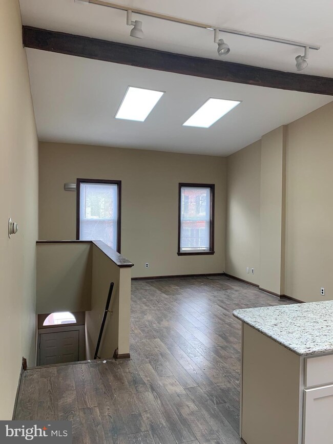 1227 N Tatnall St unit B, Wilmington, DE 19801 - photo 2