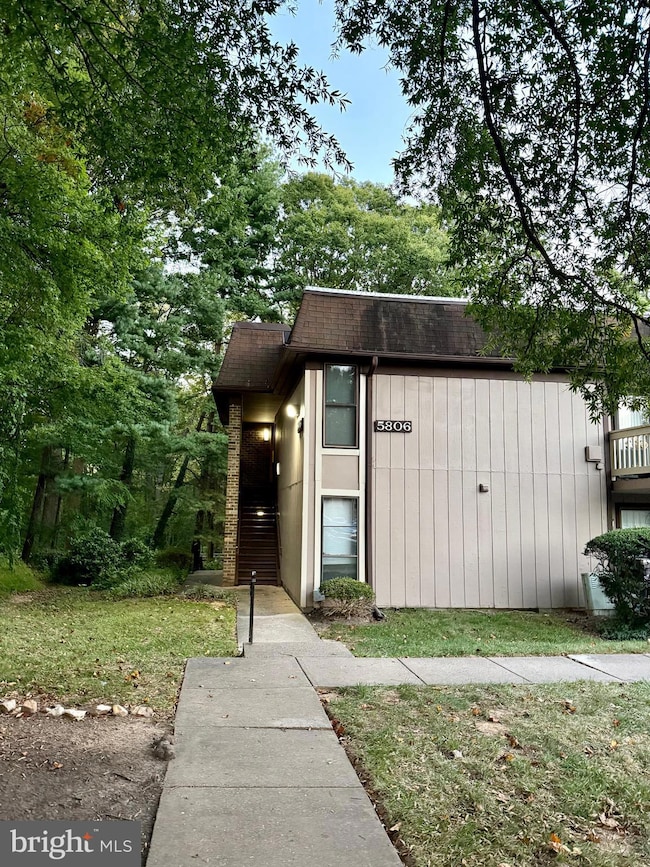 5806 Royal Ridge Dr unit R, Springfield, VA 22152 - photo 4