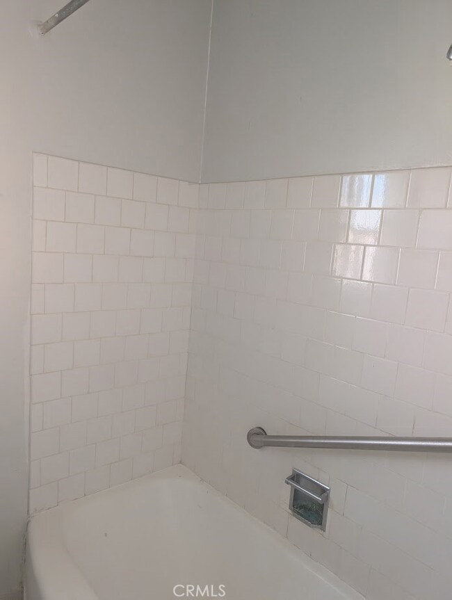 1619 W 136th St, Compton, CA 90222 - photo 5