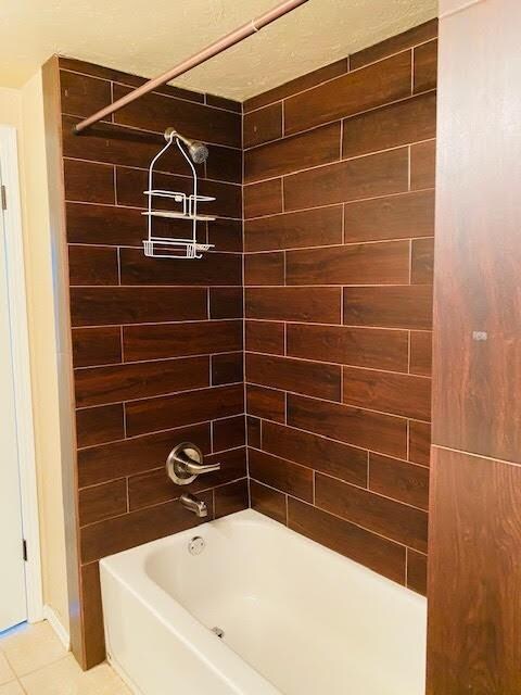 1613 NE 6th St, Moore, OK 73160 - photo 6