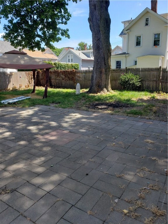 24 West Ave, Pawtucket, RI 02860 - photo 4